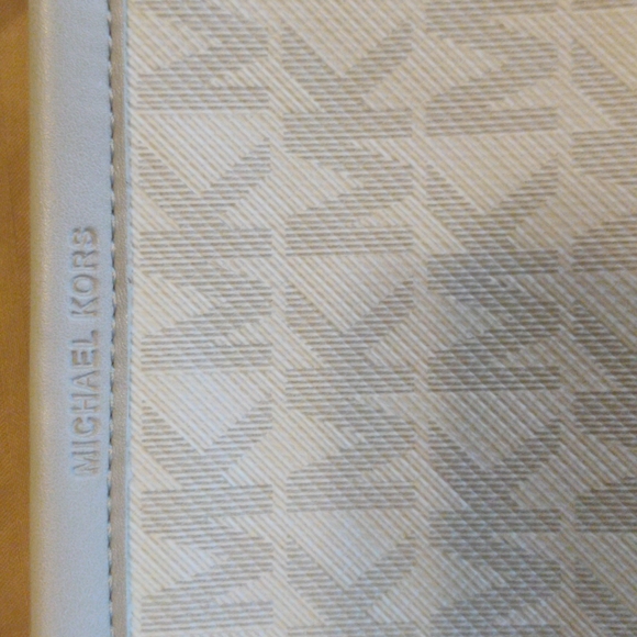 Michael Kors Belt wallet waist pouch - Picture 3 of 5